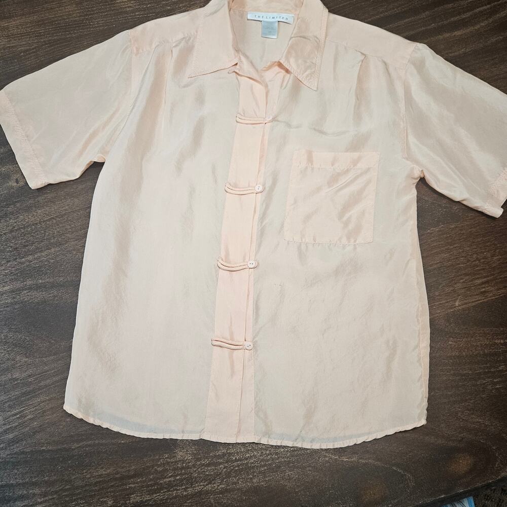 The Limited Vintage 90s Silk Blouse Frog Closure Short Sleeve Peach Pink